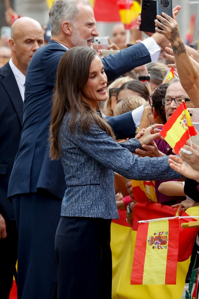 Los Reyes han estado más de 30 minutos saludando