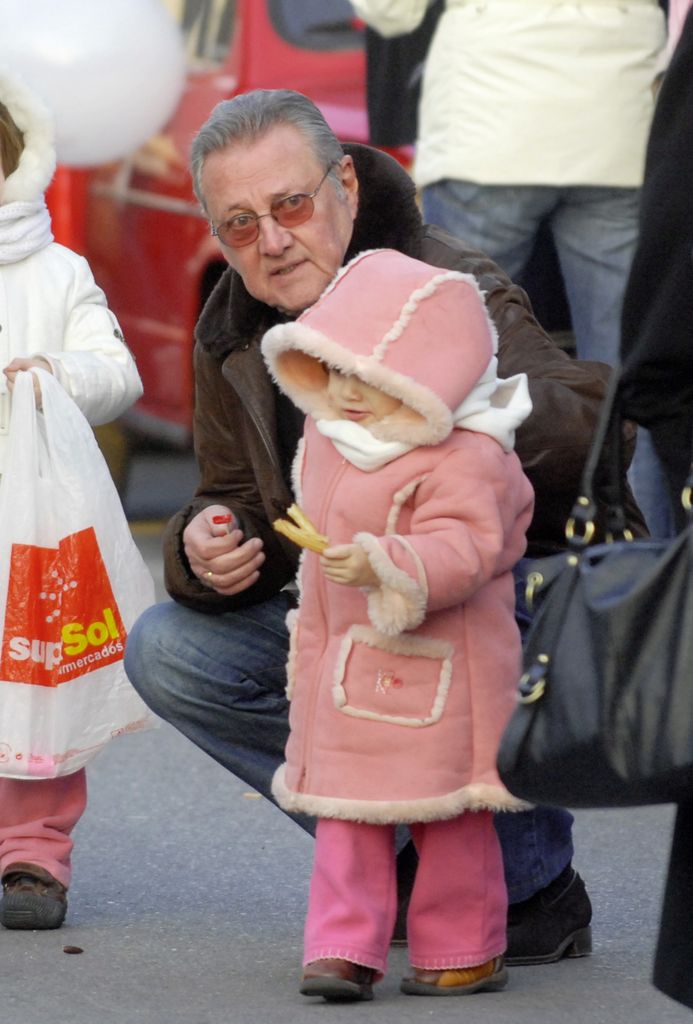 Carlos Larrañaga, con su hija Paula en 2009