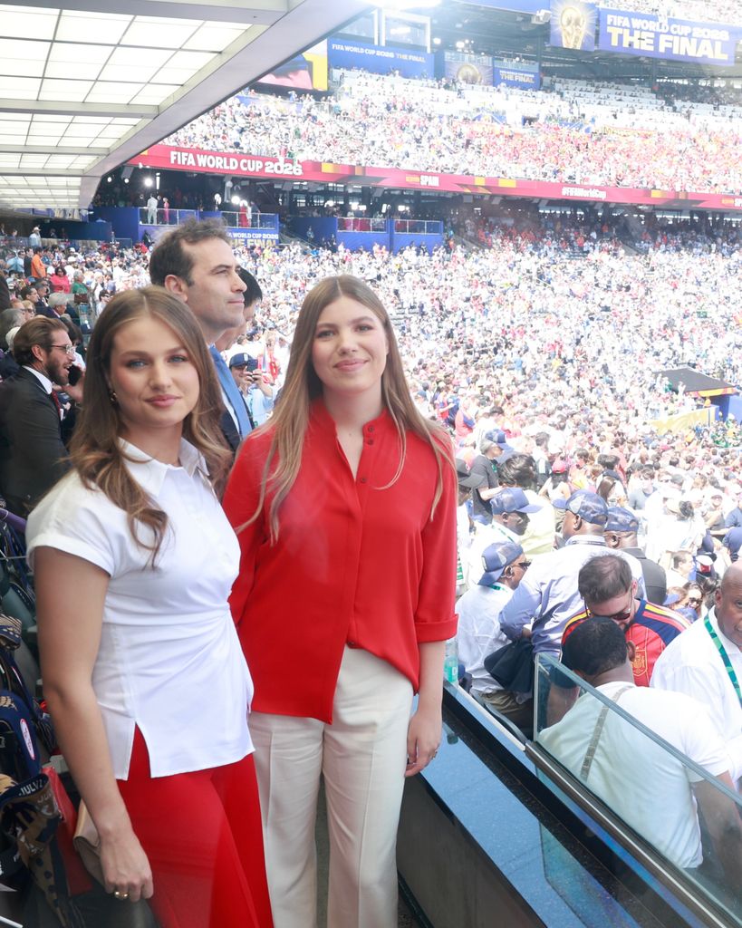 La princesa Leonor y la infanta Sofía apoyando a la Selección en Nueva Jersey