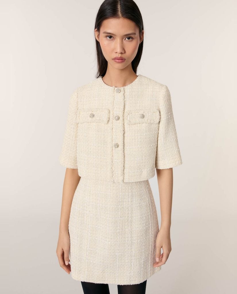 La reina Letizia estrena un top de tweed de Maje