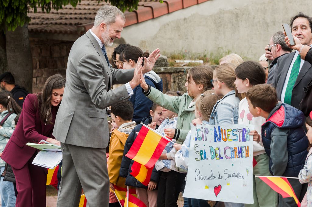 Recibimiento de los Reyes en Brañosera, Palencia