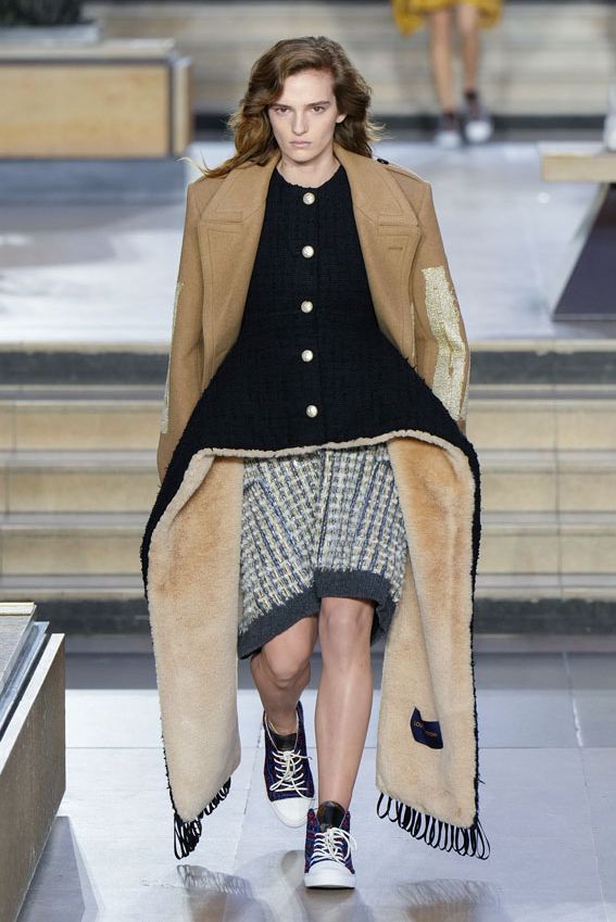 vuitton f22 01020220307010