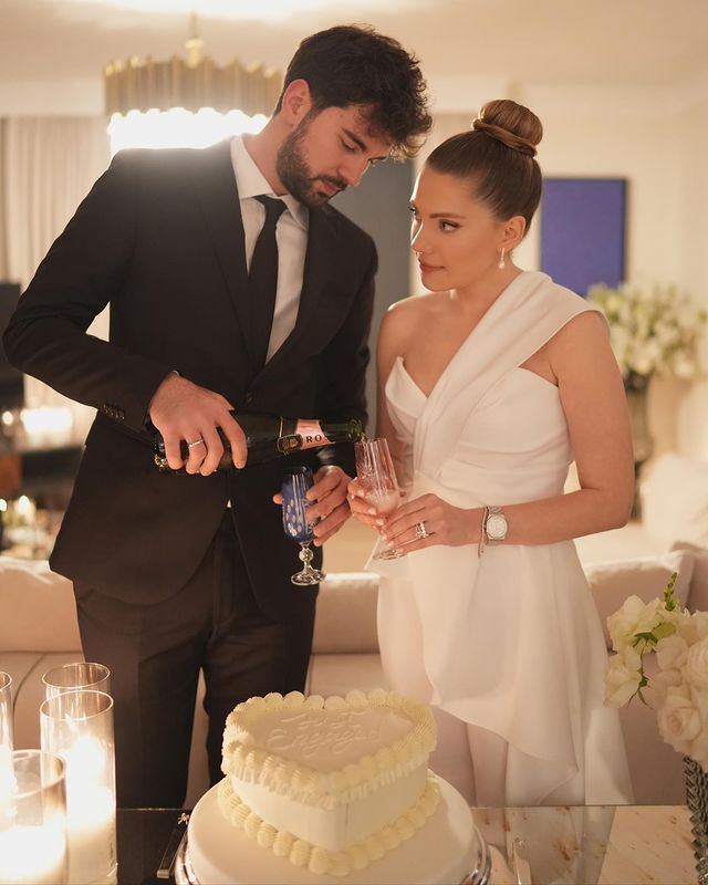La actriz Eda Ece ('Pecado original')  se compromete con el jugador de baloncesto Buğrahan Tuncer