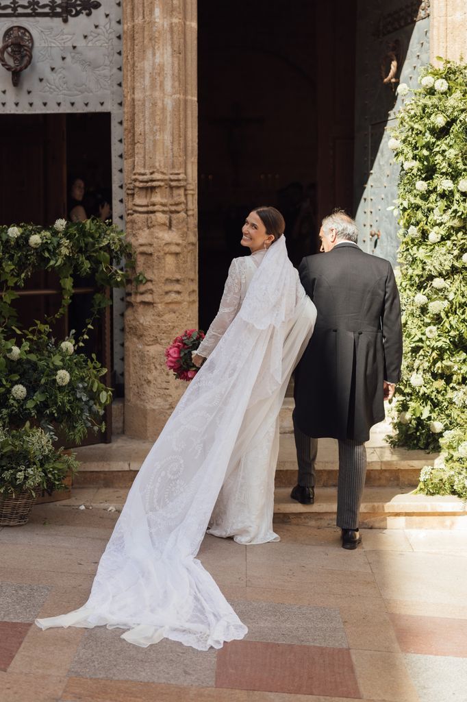 Entrada novia iglesia