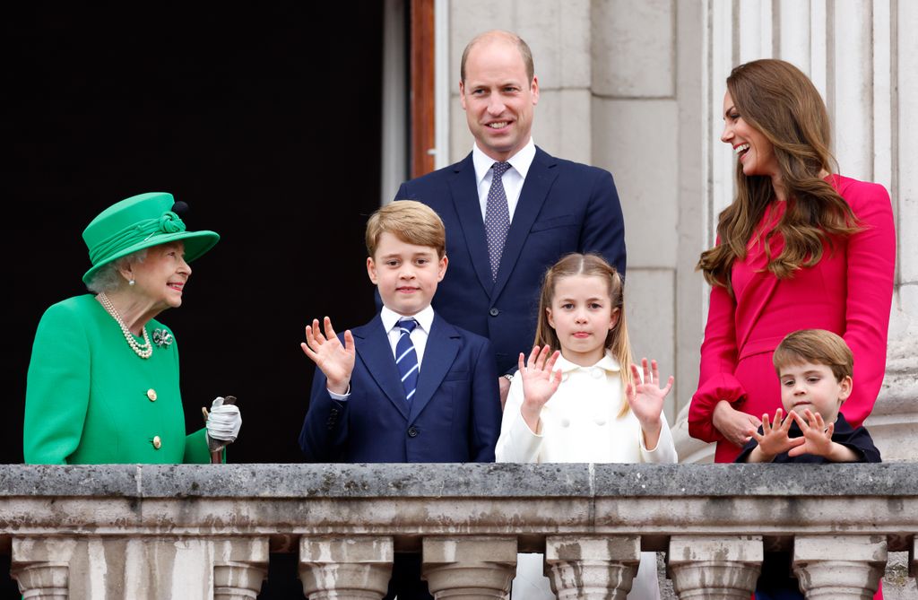 Los príncipes de Gales con sus tres hijos en el Jubileo de Platino de Isabel II 