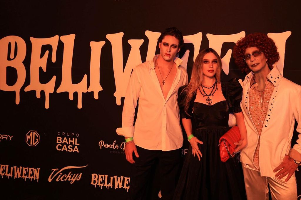 Tarikm Mía y Erik se sumaron a la temática escalofriante del Beliween 2025.