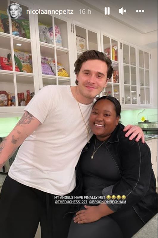 Brooklyn Beckham con la mejor amiga de Nicola Peltz