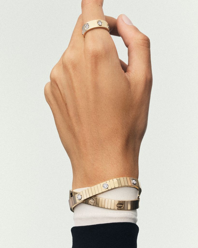 Pulsera 'Unlimited' con diamantes, pulsera 'Unlimited' lisa y anillo 'Unlimited' con diamantes