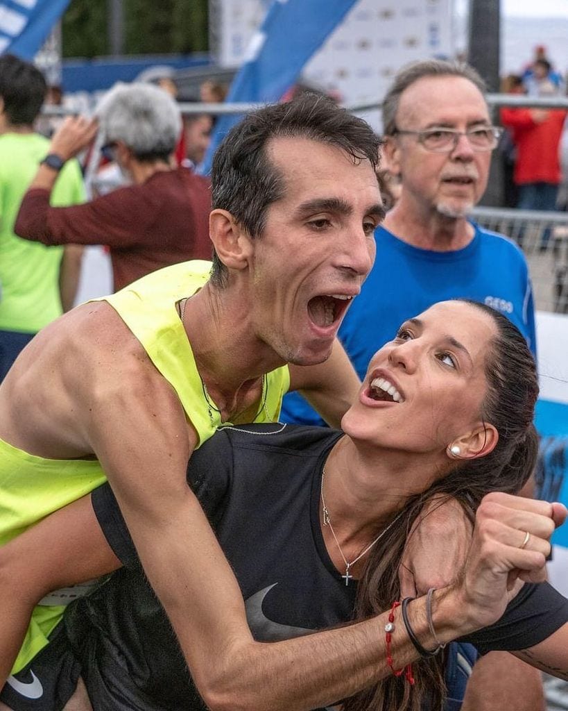 Álex Roca con su mujer, Mari Carmen Maza