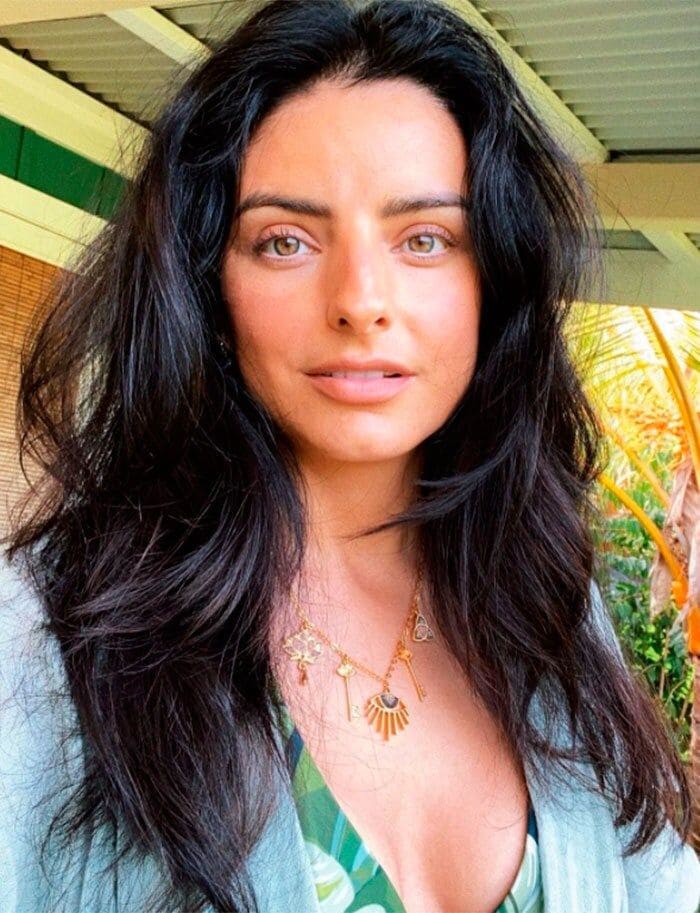 Aislinn Derbez