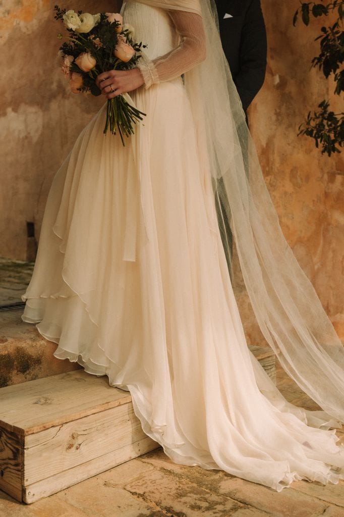 Vestido de novia vaporoso Isabel Núnez Atelier