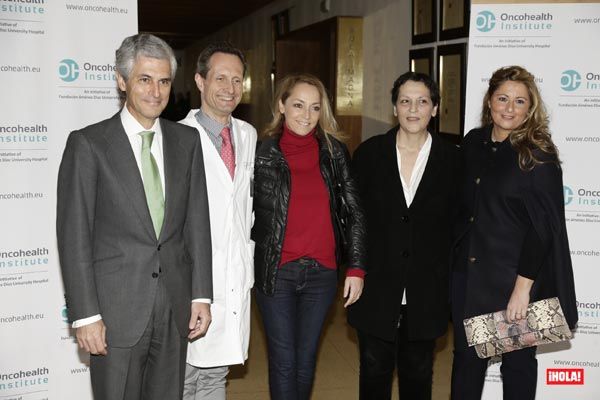 Adolfo Suárez Illana estuvo acompañado por sus hermanas Sonsoles y Laura y su mujer Isabel Flores
