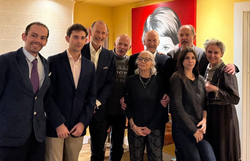 De izquierda a derecha: Lukas, Tirso, Kubrat, Kyril, Simeón, Margarita, Konstantin, Ona Mafalda y Carla