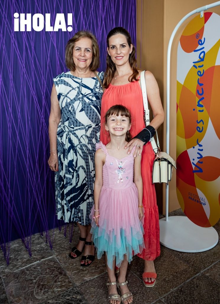 Silvia Arredondo, Aleah Itriago y Stephanie Plouin