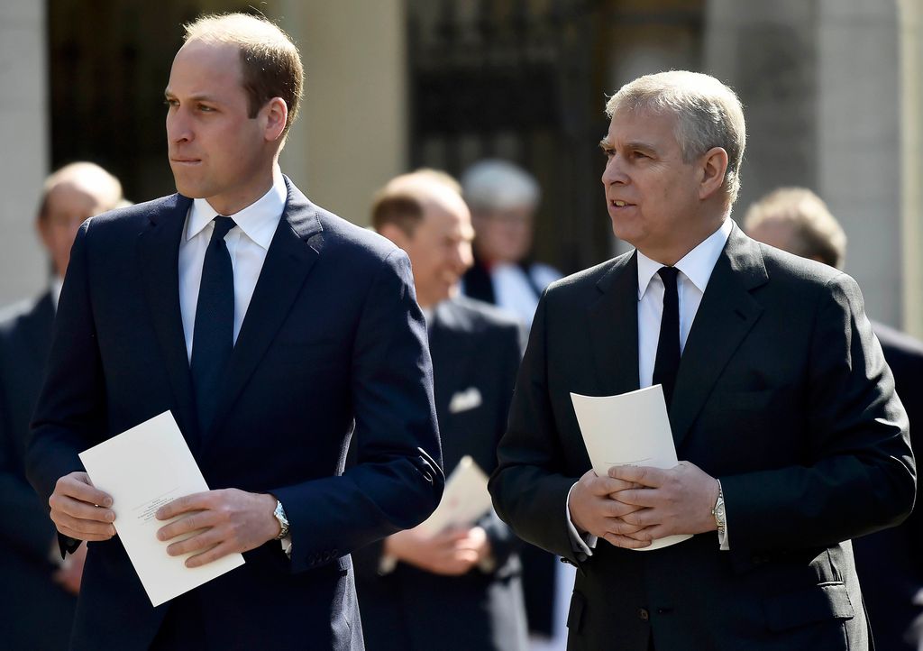 El Duque de Cambridge y el Duque de York asistiendo al Servicio de Acción de Gracias en el centro de Londres.