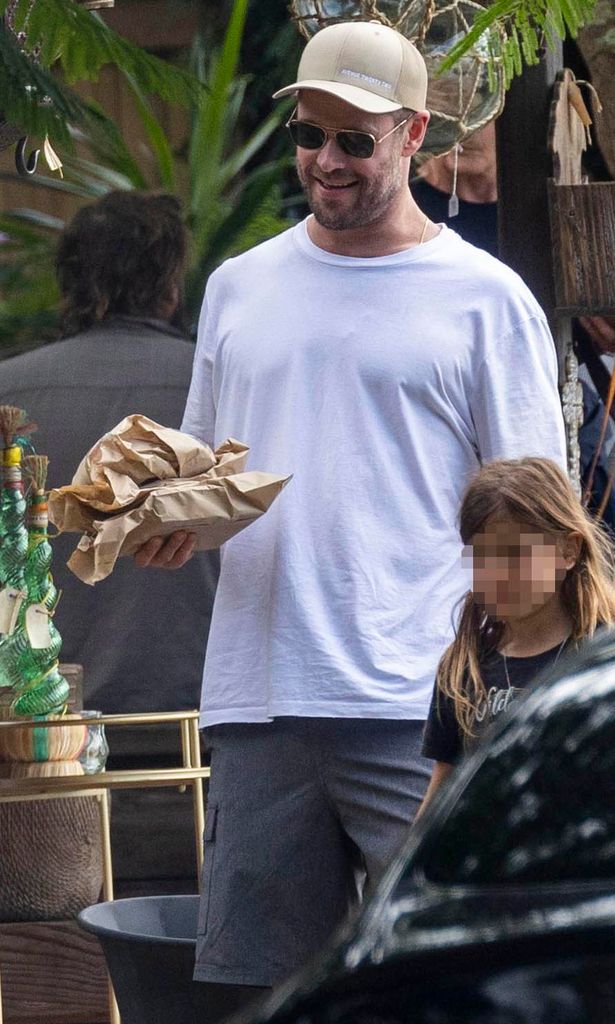 Chris Hemsworth y su lagarto
