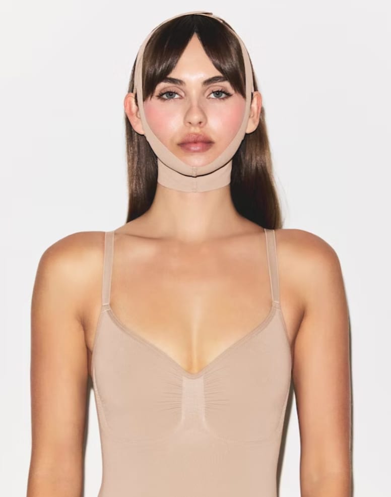 Este producto promete esculpir tu rostro.