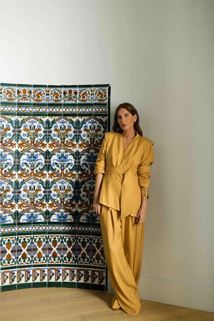 Lourdes Montes vestida de Bimani con su colección para la Feria de Abril.