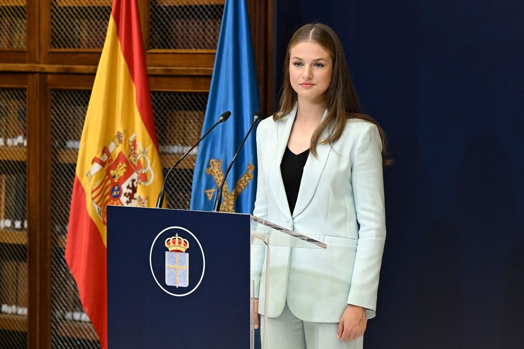 Princesa Leonor en un discurso en su entrega del titulo como alcaldesa honoraria de Oviedo y Medalla de Oro