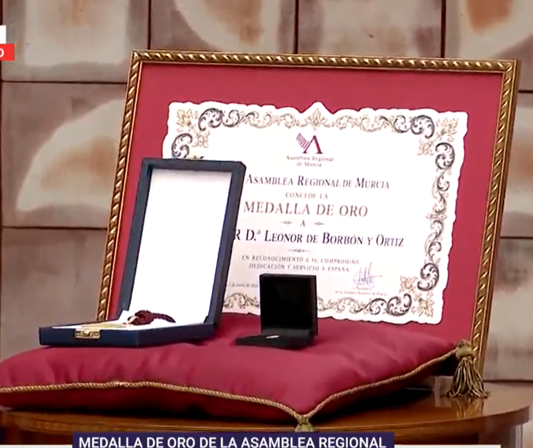 Las medallas que va a recibir Leonor de la Asamblea Regional de Murcia