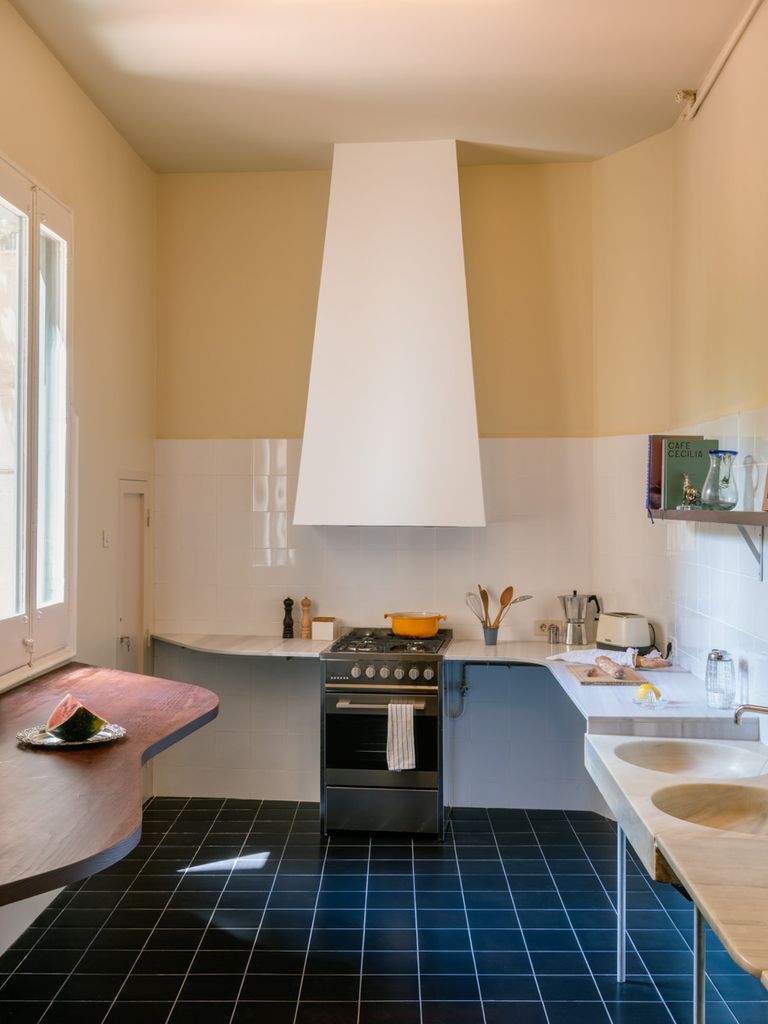 Cocina con campana de obra