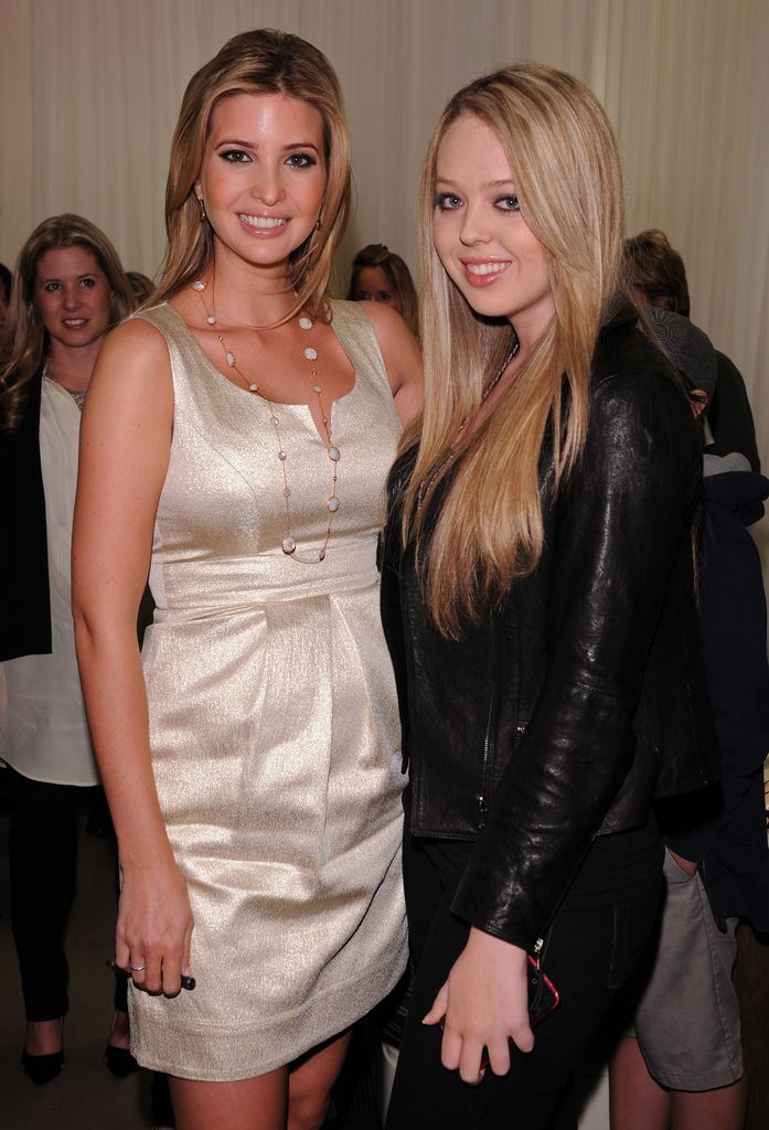 Ivanka Trump y Tiffany Trump, captadas en 2022, en Canoga Park, California.