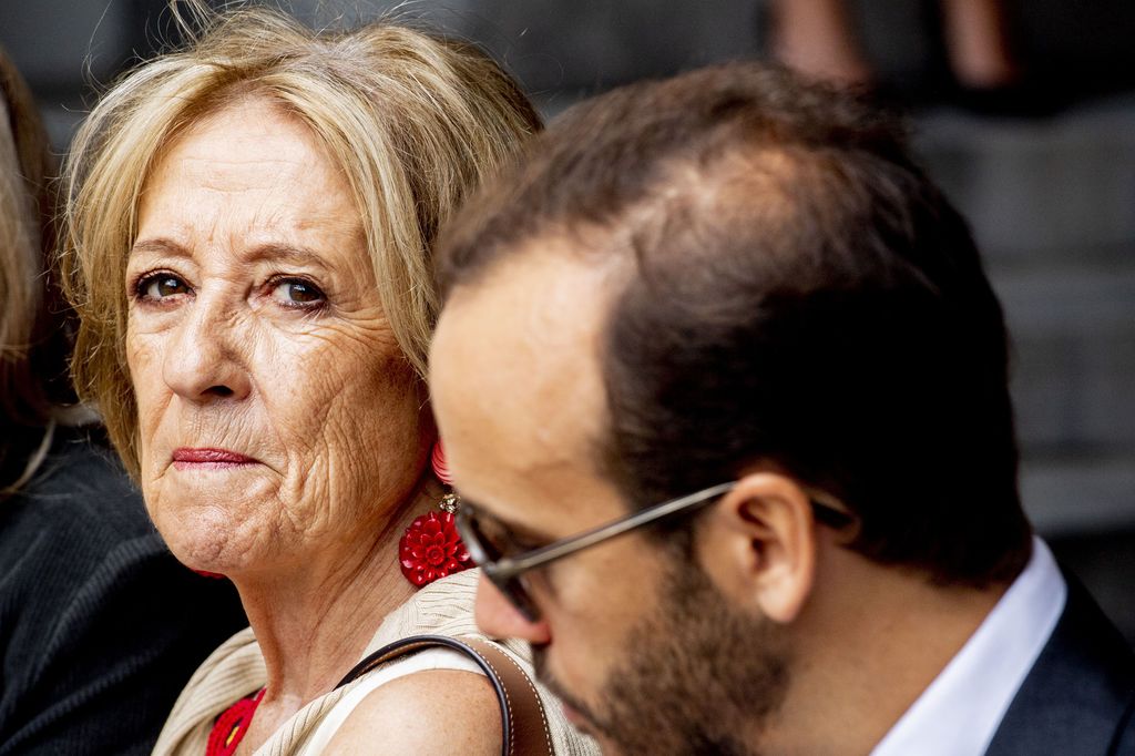 Maria del Carmen Cerruti (L), madre de Máxima de Holanda, junto a su hermano Juan Zorreguieta en La Haya, en 2018