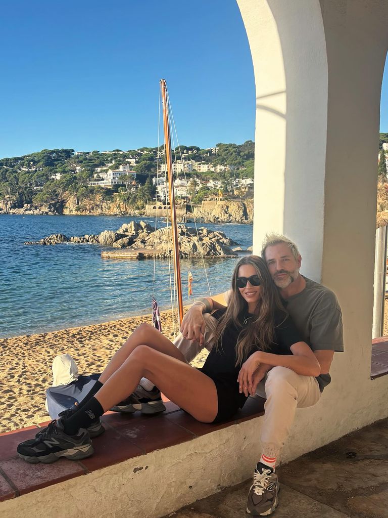 Santi Cañizares y Noemí son la imagen del amor