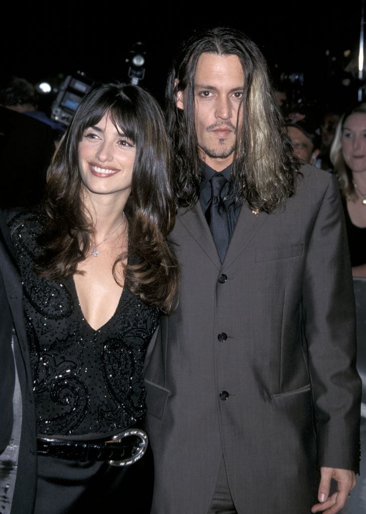 Johnny Depp y Penélope Cruz se conocieron en 2001 durante el rodaje de Blow, donde compartieron pantalla por primera vez