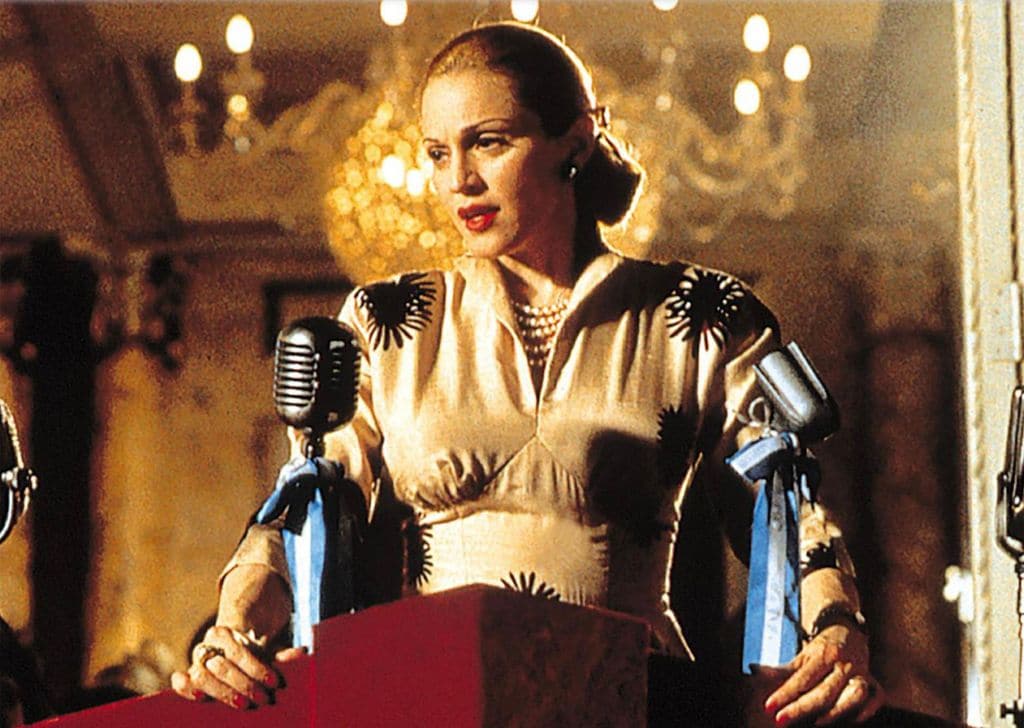Madonna como Eva Perón en la película 'Evita', de Alan Parker.