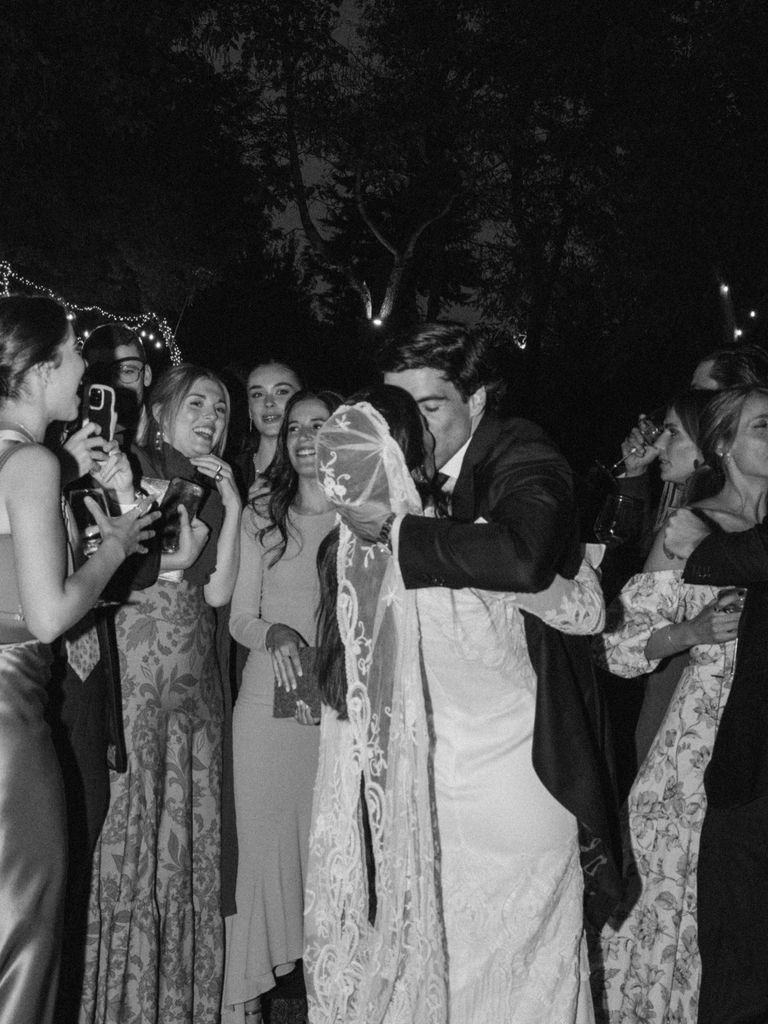 Imagen del espectacular velo de la novia
