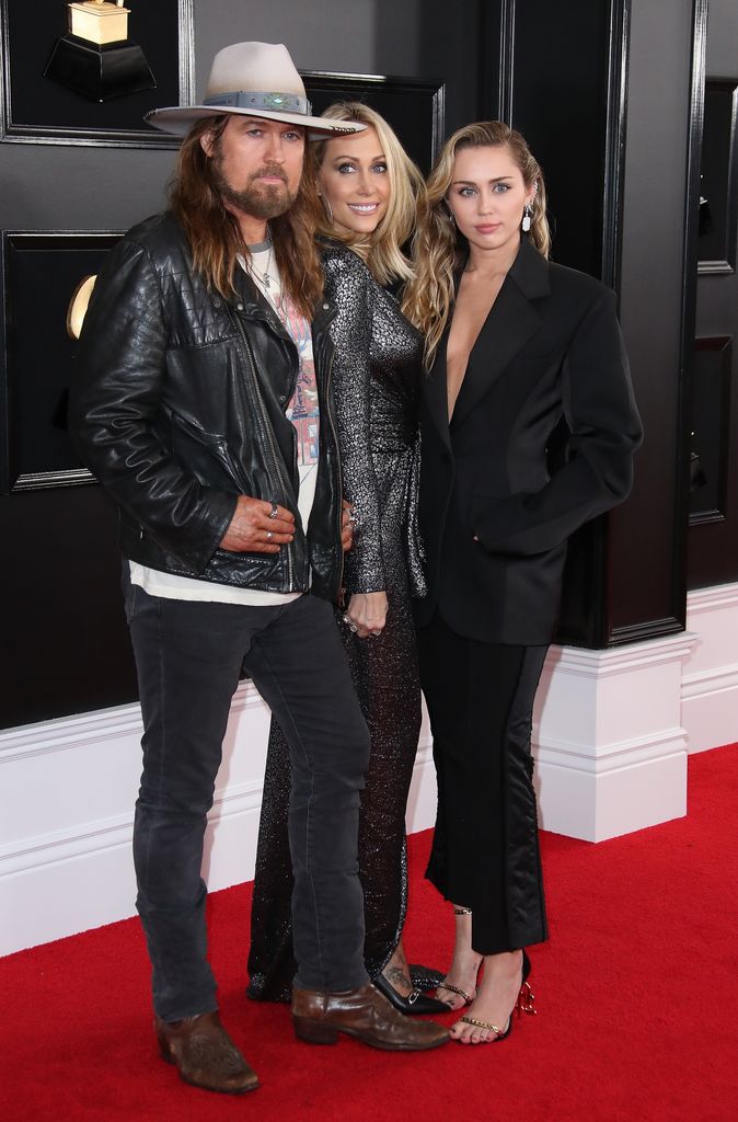 Billy Ray Cyrus with her ex -wife, Tish Cyrus, with whom she was married 28 years, and her daughter, Miley Cyrus