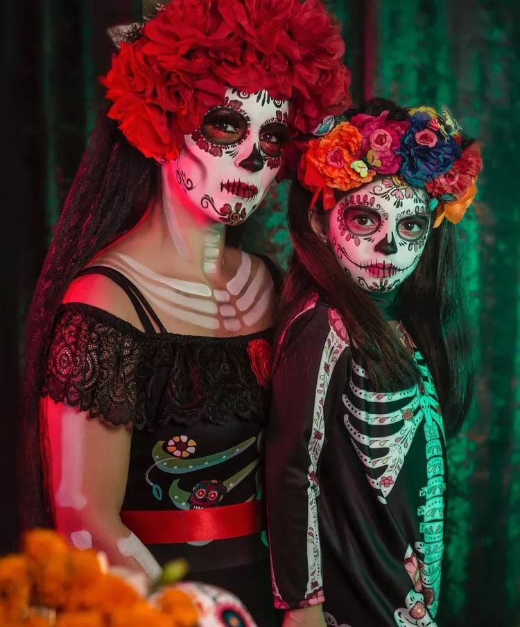 Alexandra Rosaldo y su hija Aitana. 