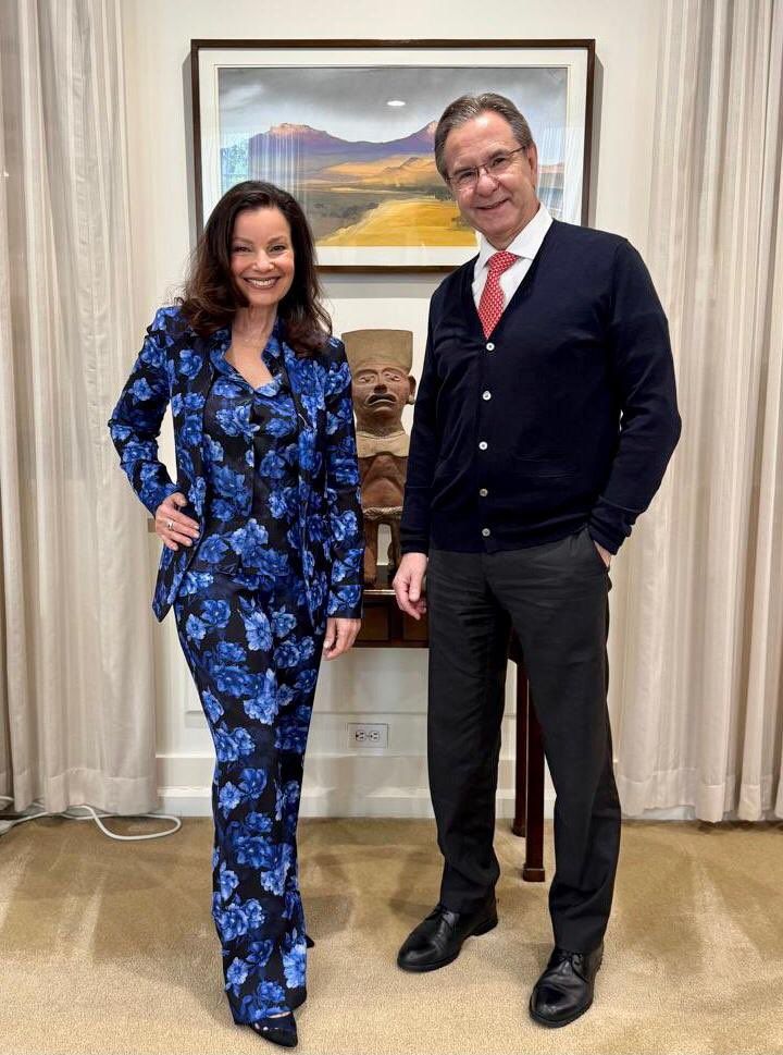 Fran Drescher y Esteban Moctezuma