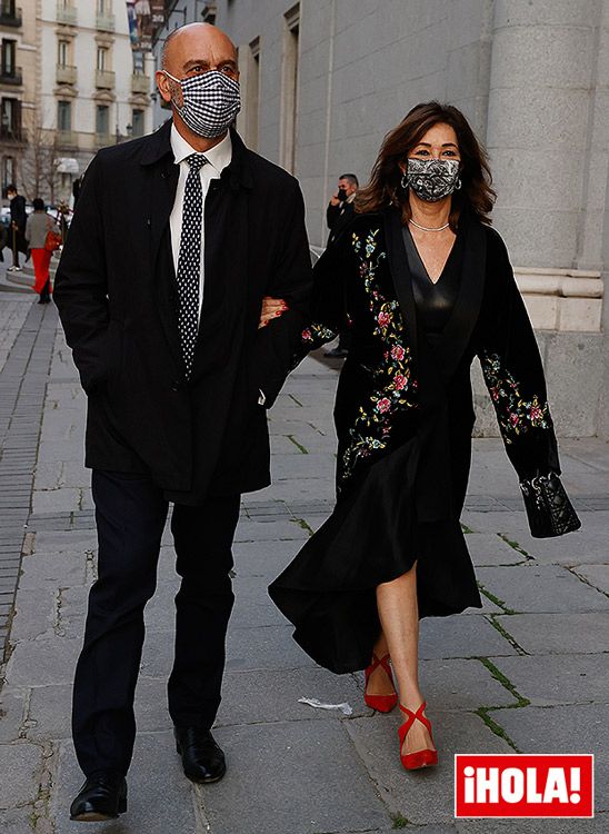 Ana Rosa Quintana y su marido