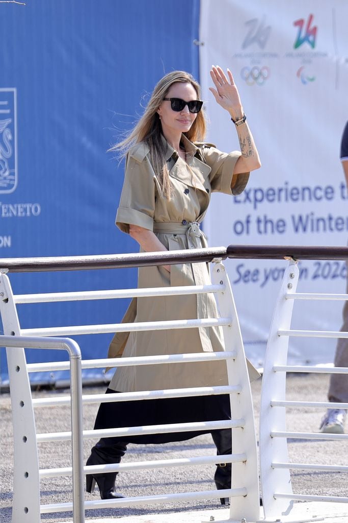 Angelina Jolie llega a la 81º edición del Festival de Venecia el 27 de agosto de 2024