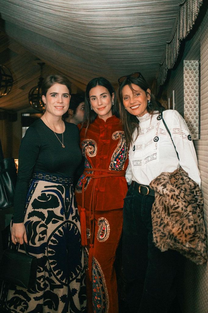 Eugenia de York, Alessandra de Osma y Debbie Bismarck