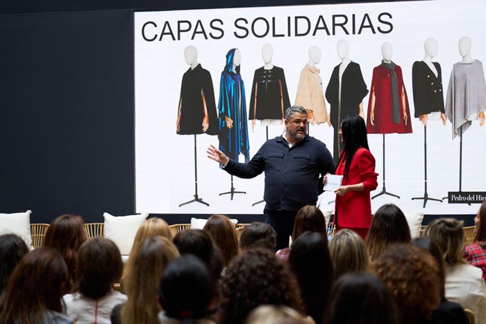 Capas solidarias ByBy de Pedro del Hierro