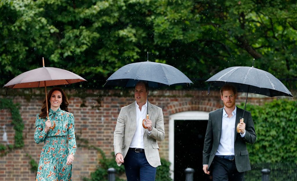 La princesa de Gales, el príncipe William y Harry, en Kensington Palace, 2017.