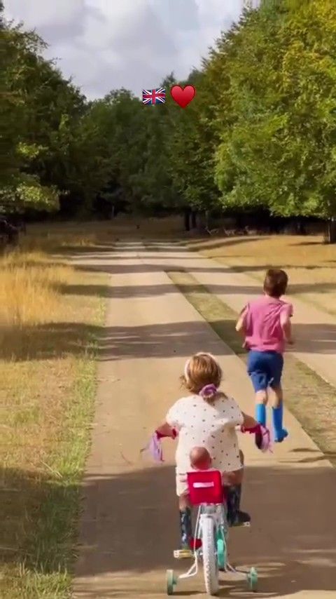 Lilibet y Archie están disfrutando mucho su nueva vida en el Reino Unido.
