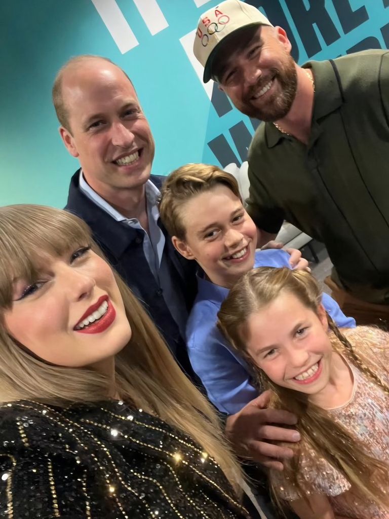 Taylor Swift compartió esta foto desde el backstage con Travis Kelce, el príncipe William y los pequeños George y Charlotte.