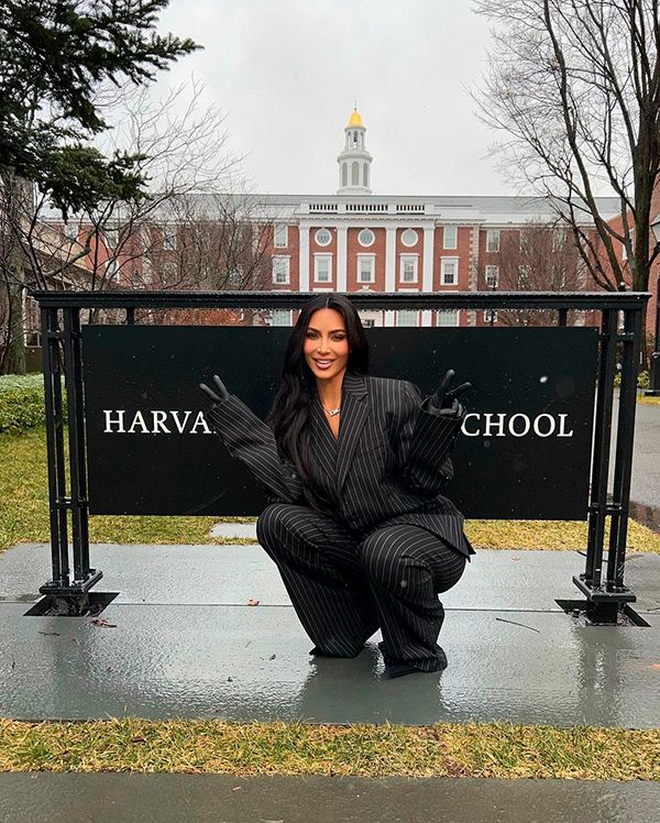 kim-kardashian-harvard1