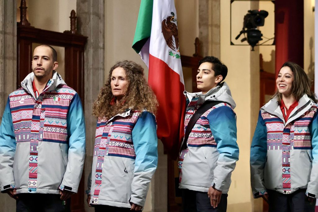 El uniforme oficial que lucirá la delegación mexicana en los Juegos Olímpicos de Invierno 2026