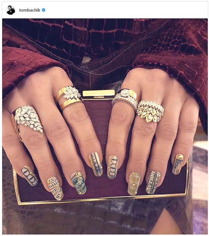 Jennifer López y el mensaje oculto de su manicura