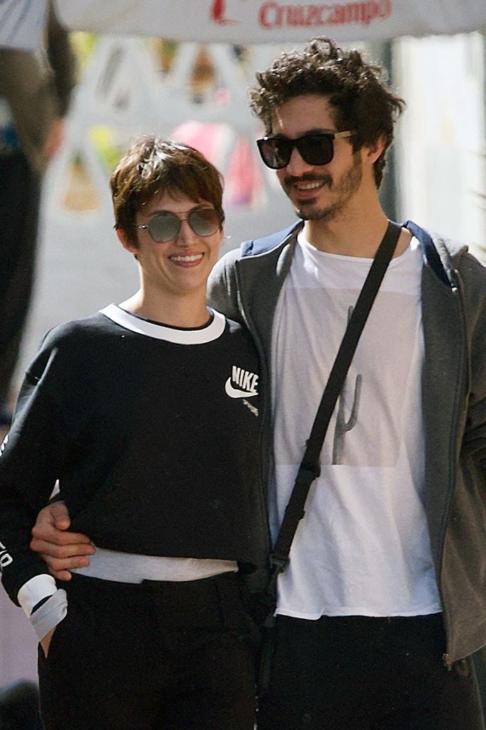 Úrsula Corberó y Chino Darín por Málaga. 29/03/2018