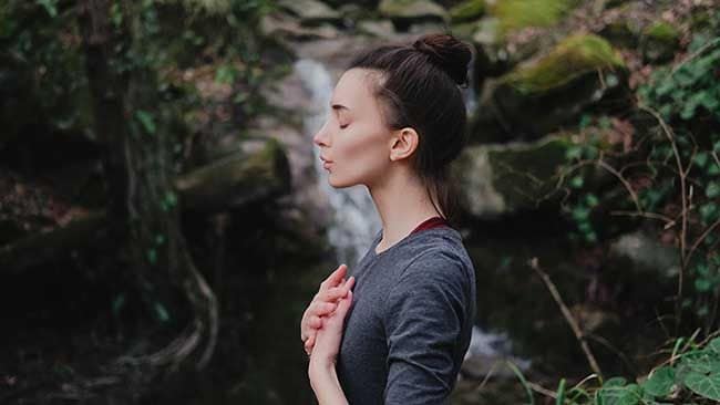 ‘Earthing’: el movimiento que une a actividad física y naturaleza 