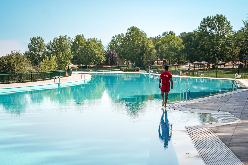 Piscina de Riosequillo, en Buitrago de Lozoya