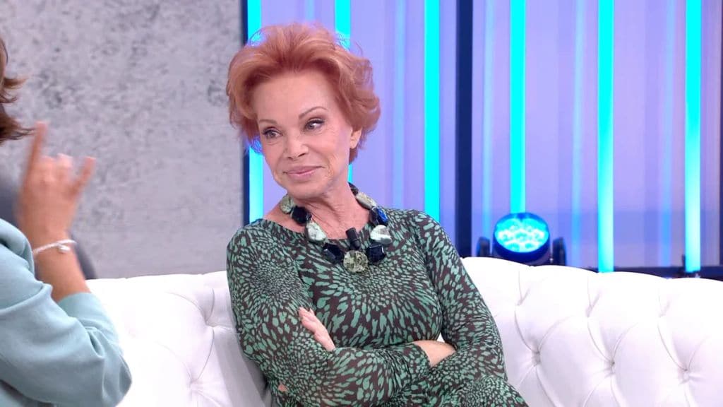Paloma San Basilio en el plató de 'Y ahora Sonsoles'