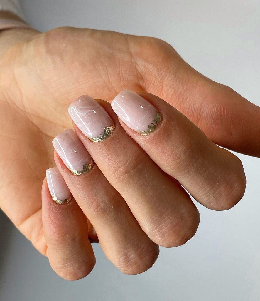 Manicura efecto mármol de Siberia Salón