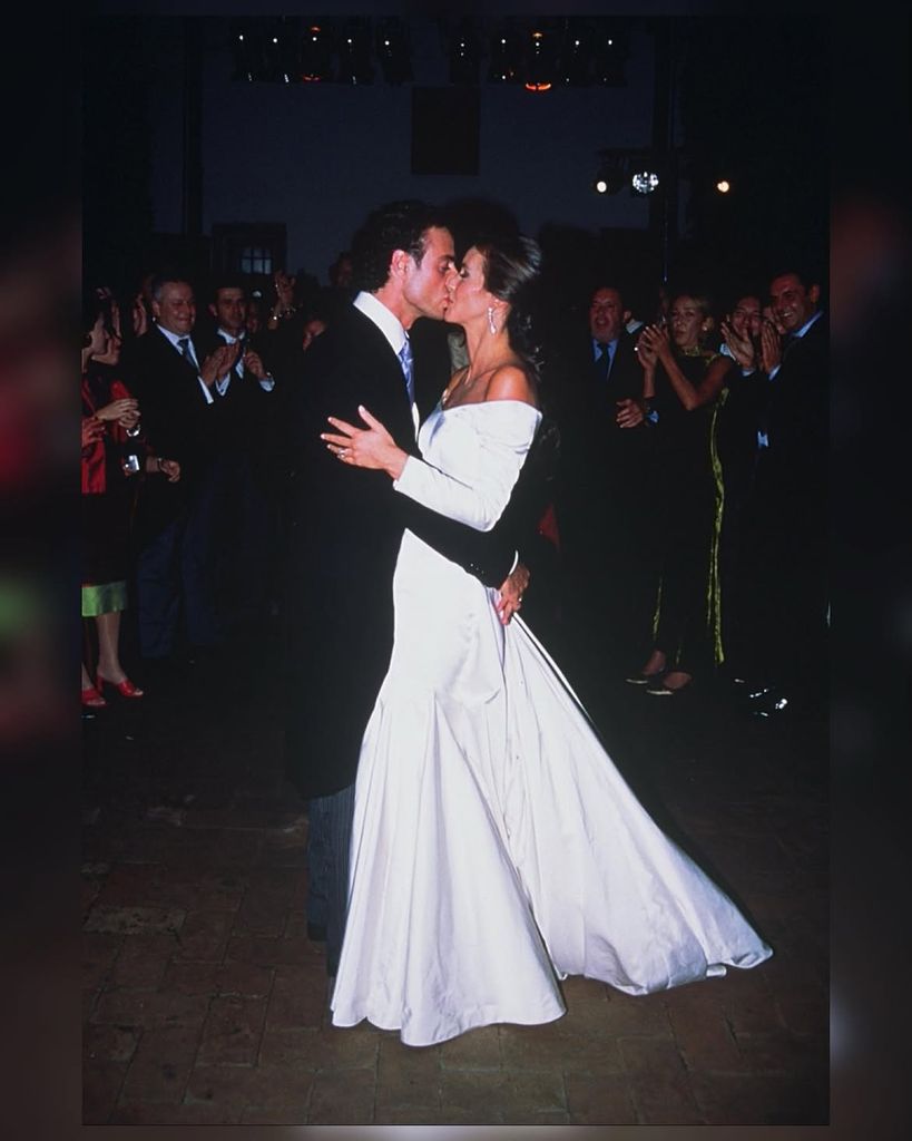 La boda de Arantxa del Sol y Finito de Córdoba